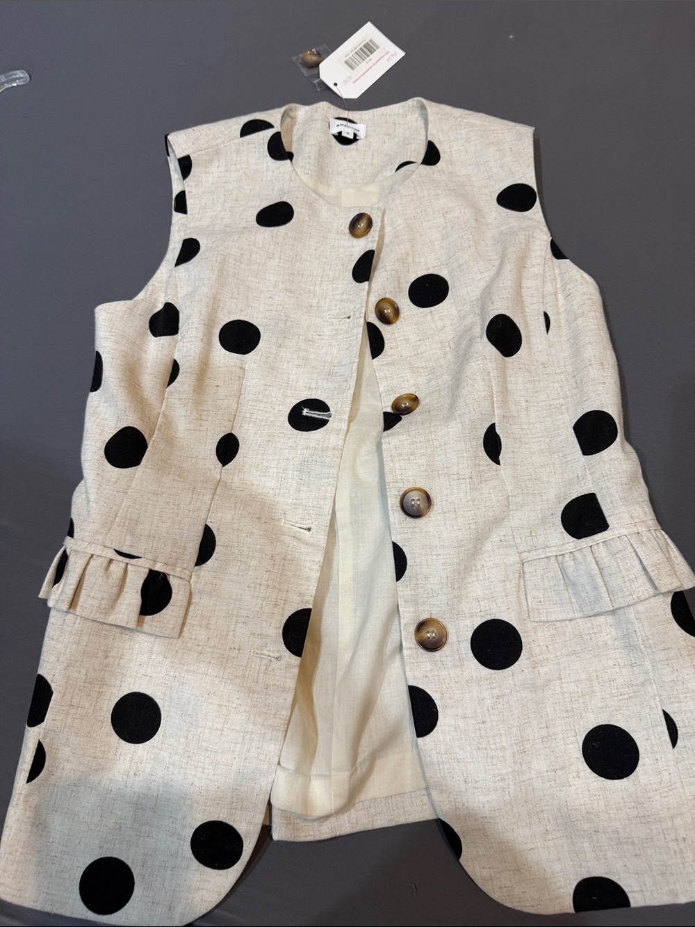 AUREUM Cream Sleeveless Polka Dot Vest with Buttons